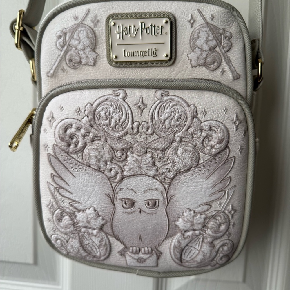 Loungefly Harry Potter Cross Body - Picture 2 of 5